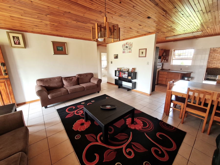 2 Bedroom Property for Sale in Noorsekloof Eastern Cape